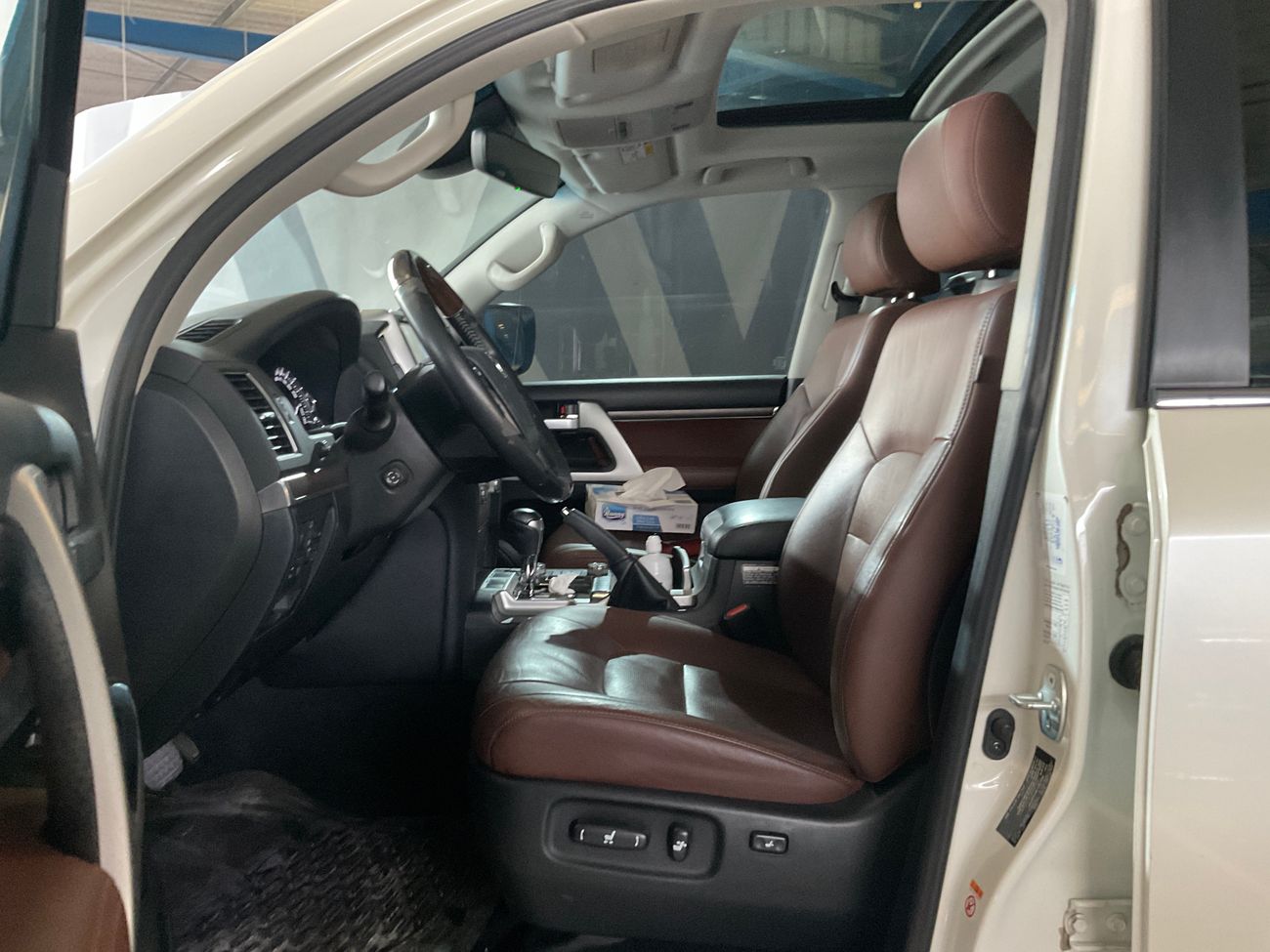 تويوتا لاند كروزر VXR | شامل الضمان | 0 ﺪﻔﻋﺓ ﺃﻮﻟﻯ