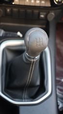 Toyota Hilux TOYOTA HILUX 2.7 PETROL M/T KUWAIT SPEC FULL OPTION PISH START