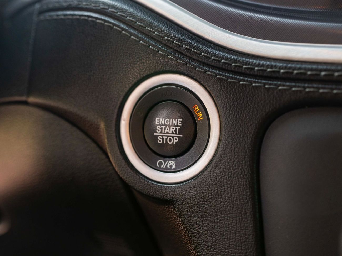 Dodge Charger R/T Mid 5.7L