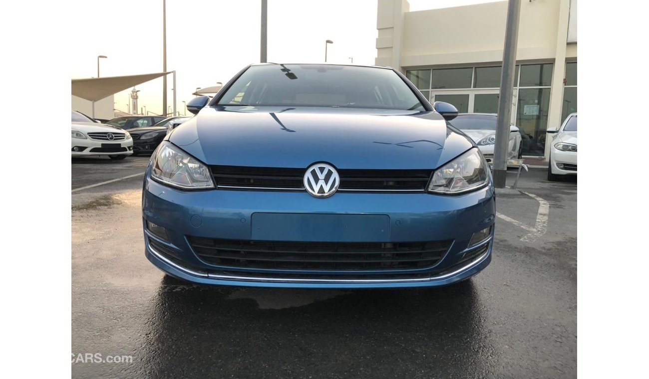 Volkswagen Golf Golf model 2016 car prefect condition cruise control excellent sound system low mileage radio Blueto