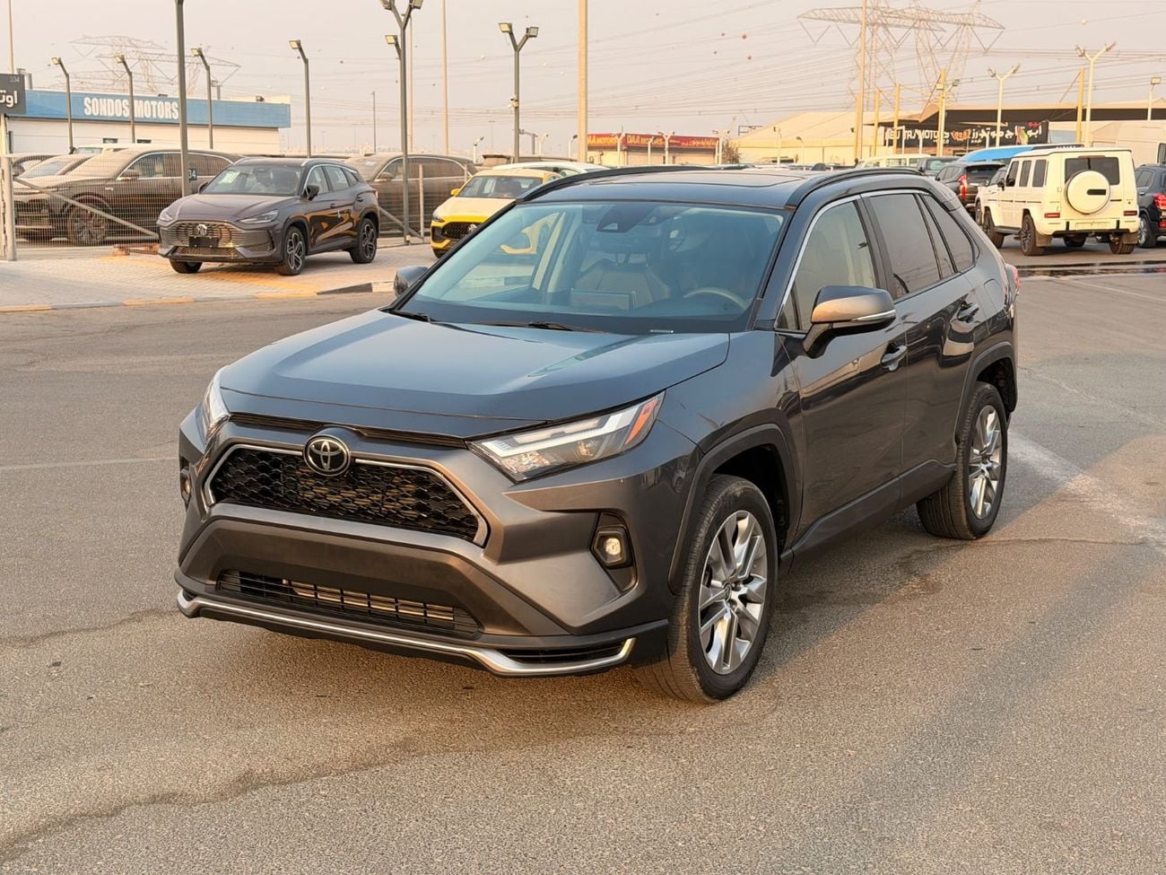 تويوتا راف ٤ XLE تويوتا RAV4 XLE بريميوم موديل 2023 كاملة المواصفات، مستوردة من الولايات المتحدة الأمريكية
