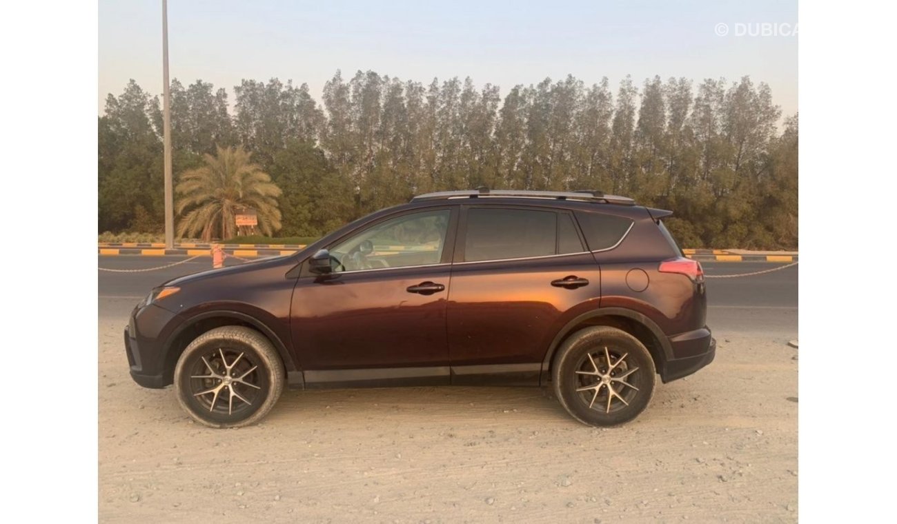 Toyota RAV4 2017 4WD PUSH START, SUNROOF, ALLOY WHEELS FOR URGENT SALE