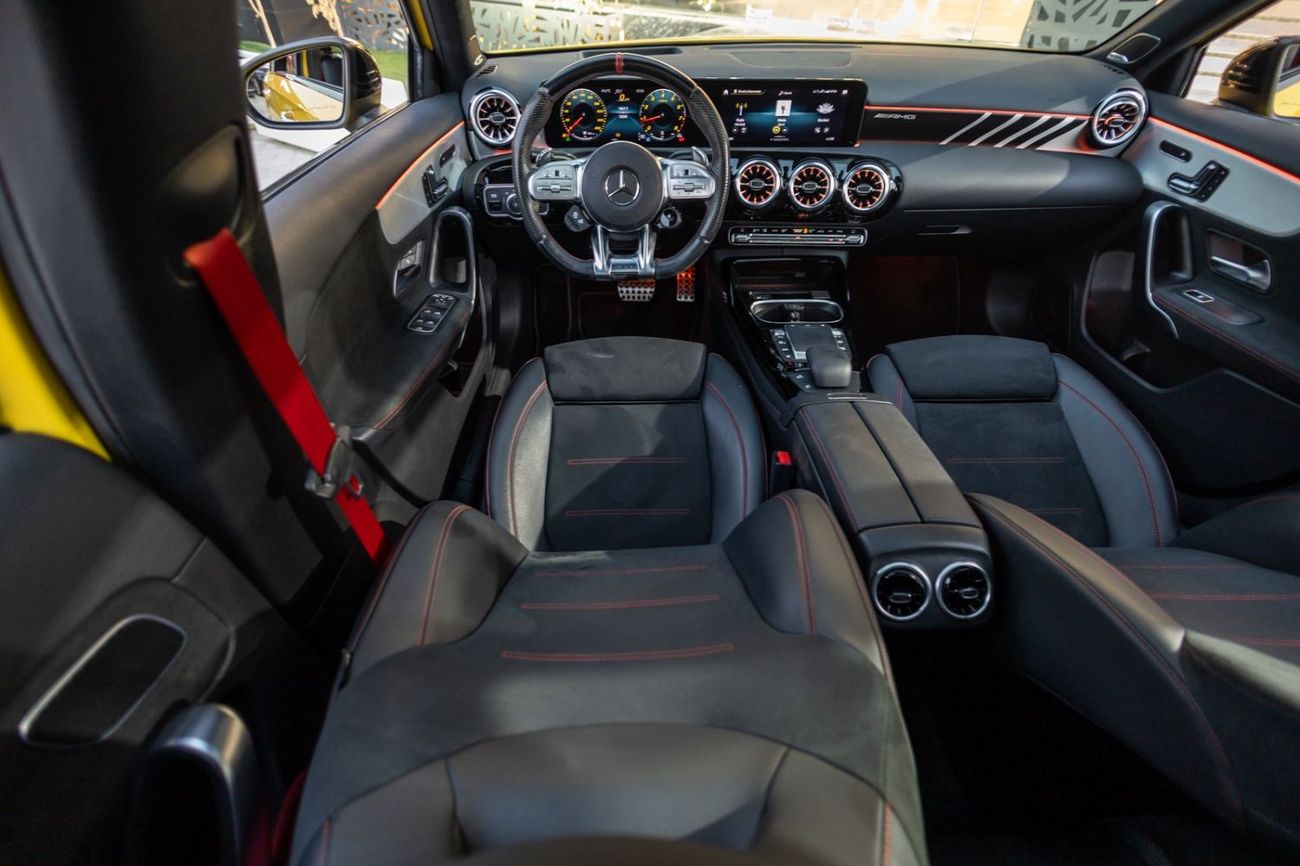 Mercedes-Benz AMG 4MATIC Hatchback, миниатюра 18