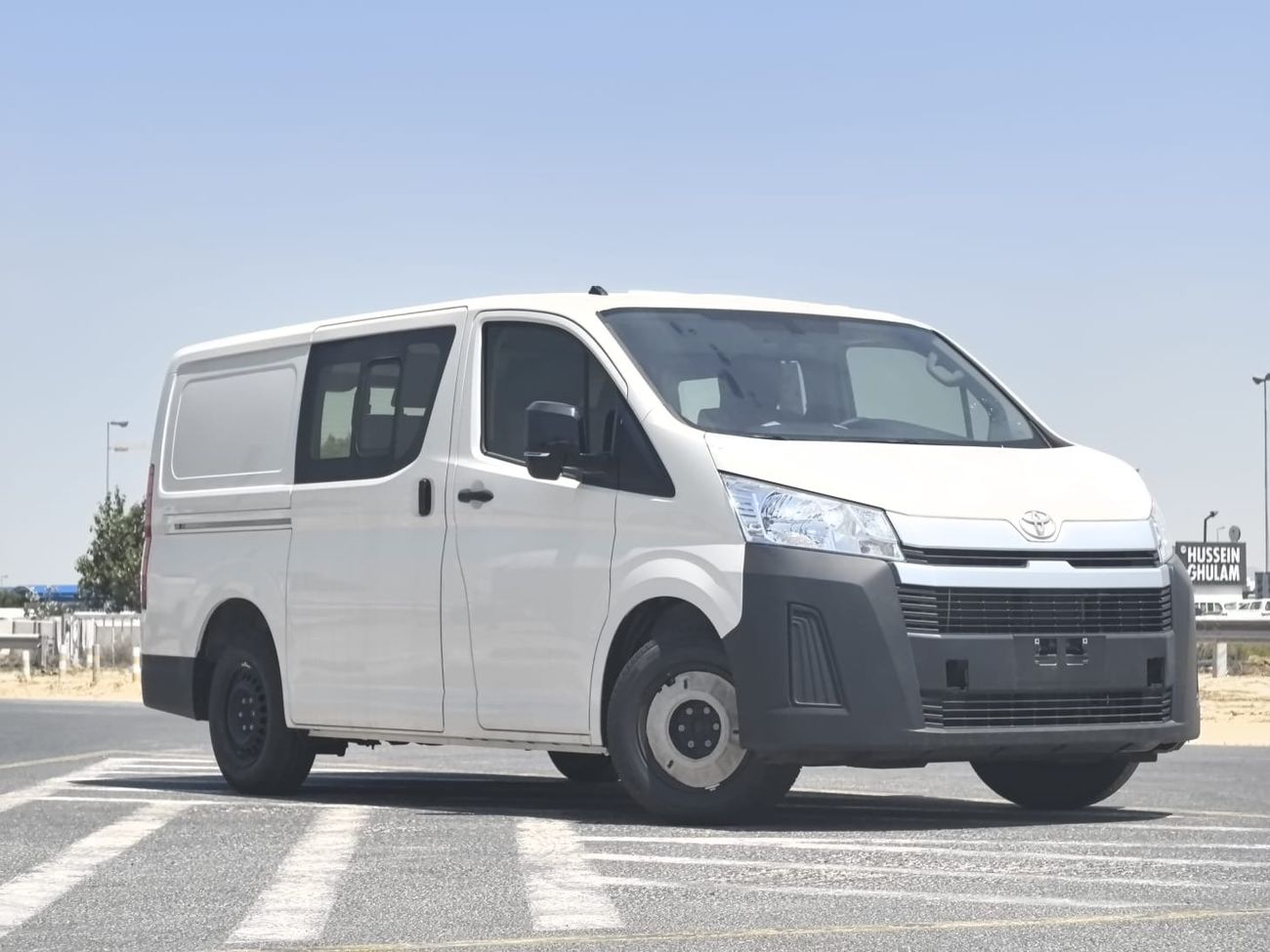 تويوتا هاياس 2026 TOYOTA HIACE 3.5L PETROL 6 SEATER SEMI CARGO