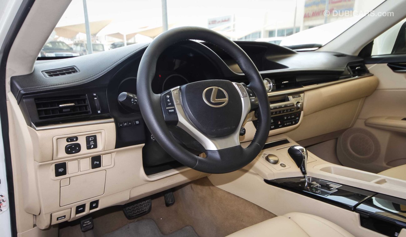 Lexus ES350