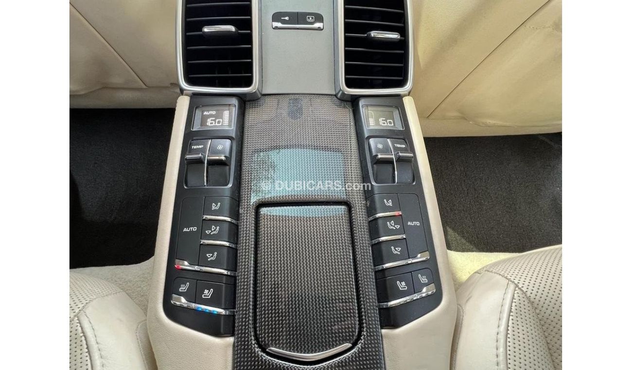 Porsche Panamera PORSCHE PANAMERA 4S 2012 GCC CARBON FIBER LOW MILEAGE WITH ONE YEAR WARRANTY