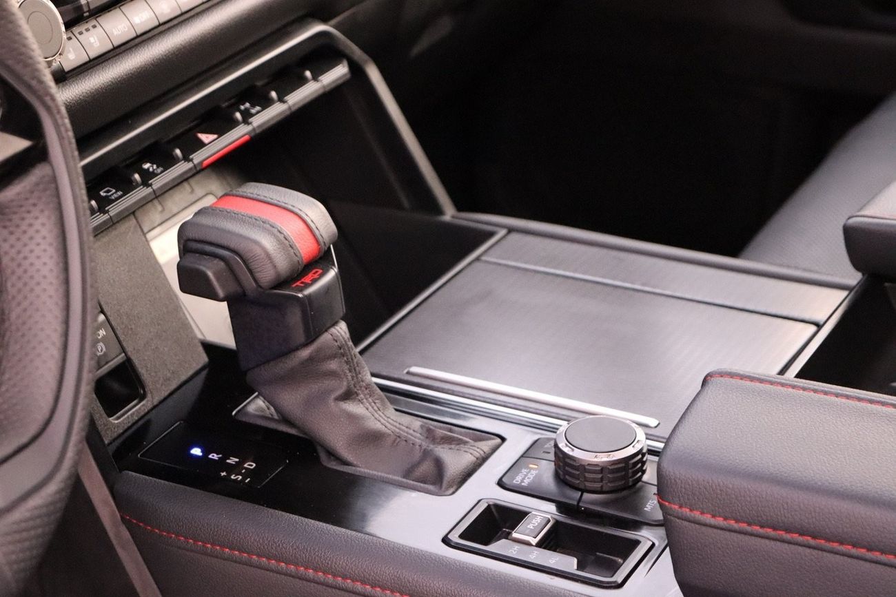 Toyota Sequoia Toyota Sequoia TRD Pro / Clean Title/ 3000KM Only / Original Paint/ 2023