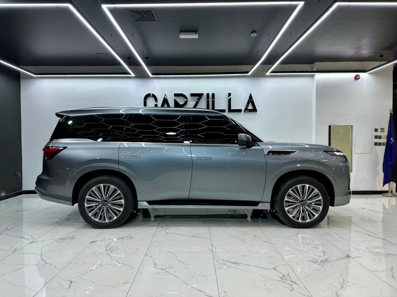 Infiniti QX80 Sensory Bench Chairs 3.5L AED 7344 / Monthly l 0% Down Payment l SENSORY l Agency Warranty until 203