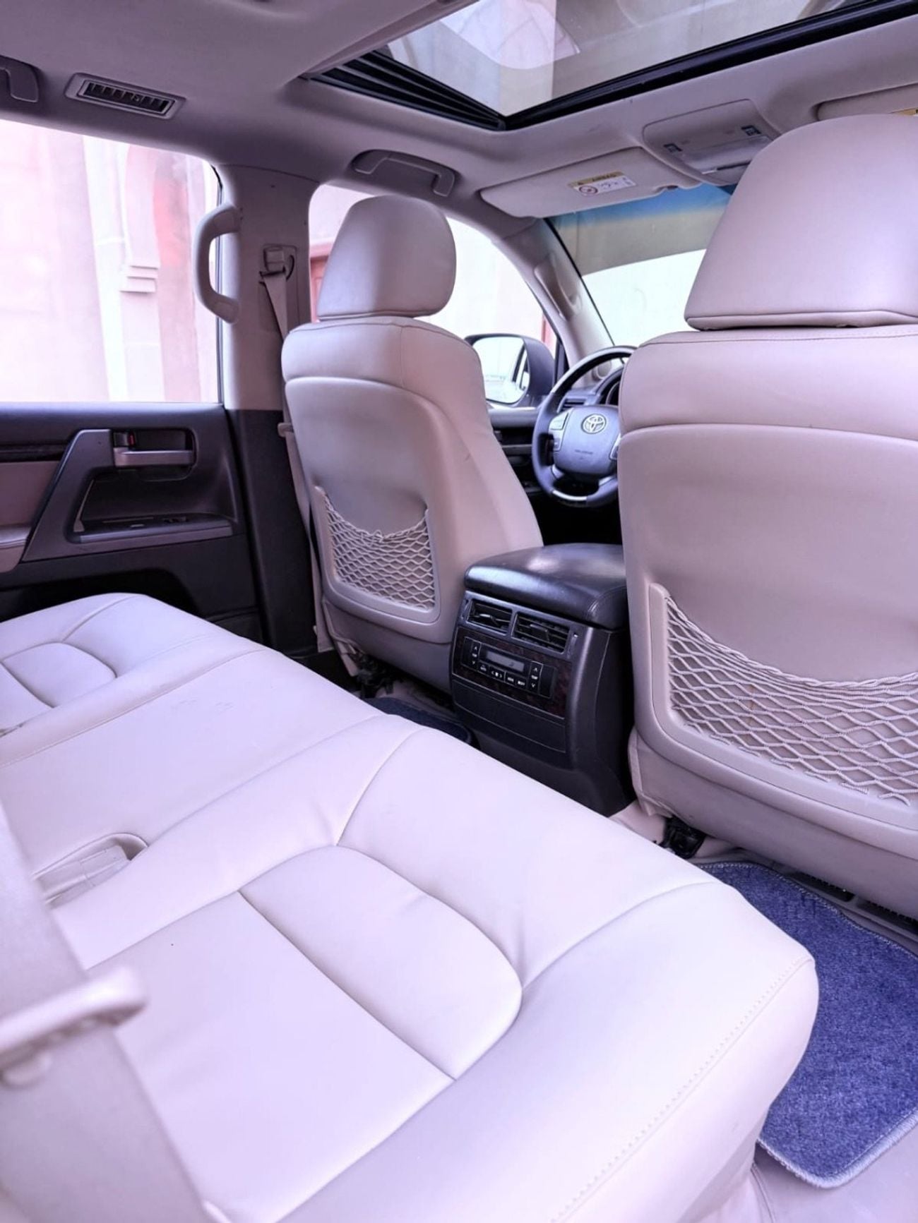 Toyota Land Cruiser VXR