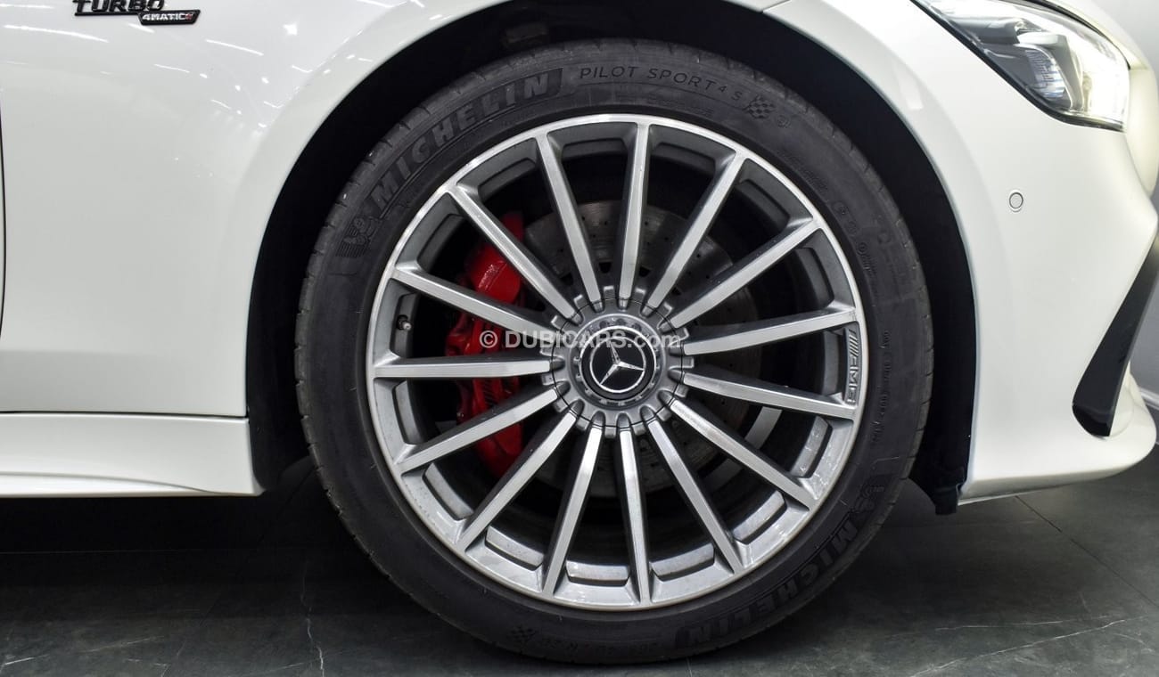 مرسيدس بنز ايه ام جي جي تي 43