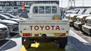 Toyota Land Cruiser Pick Up LX 4.0L V6 Petrol Single Cabin M/T