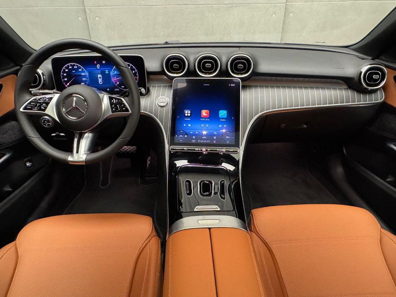 Mercedes-Benz C 200 Premium 2.0L Premium 1.5L