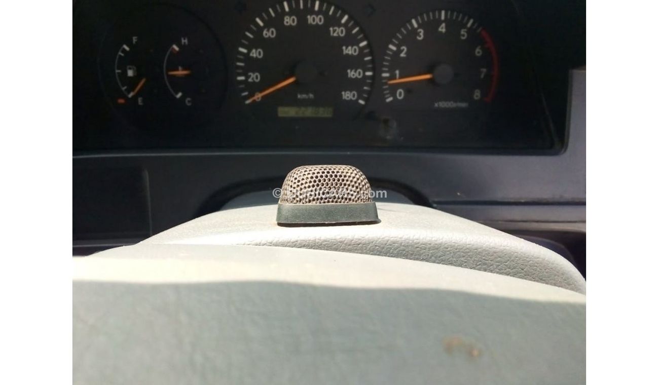 تويوتا هاياس TOYOTA HIACE VAN RIGHT HAND DRIVE(PM17764)