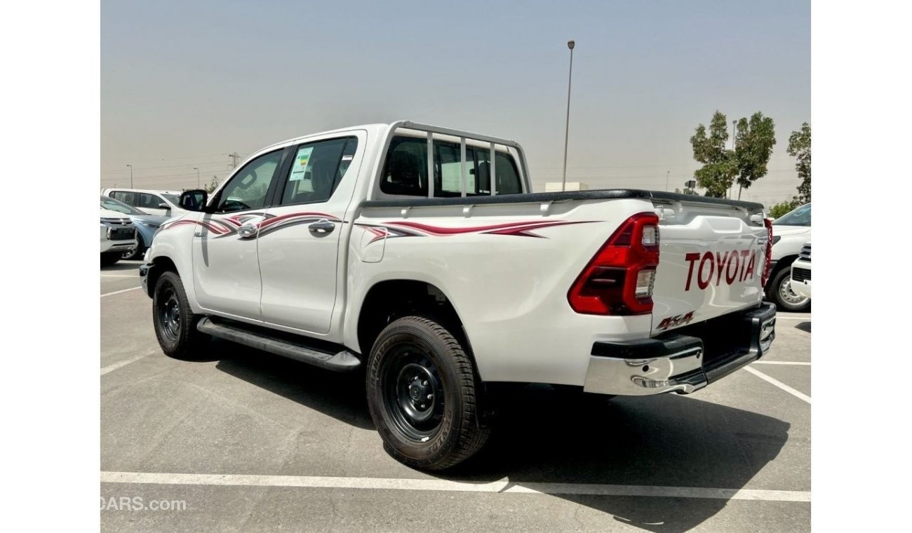 تويوتا هيلوكس 2.8 L  Manual 2022 White Full Option Diesel