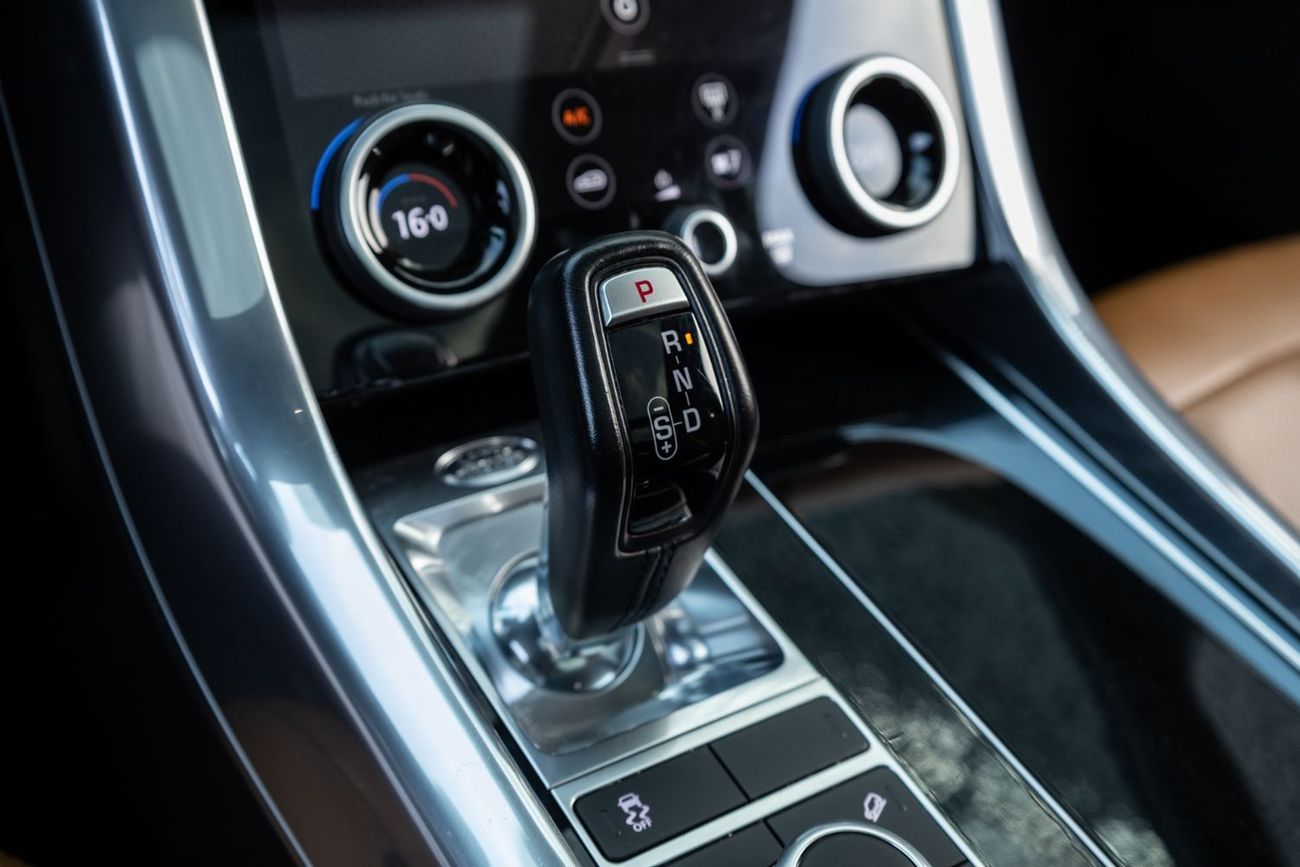 لاند روفر رينج روفر سبورت HSE 3.0L (340 HP)