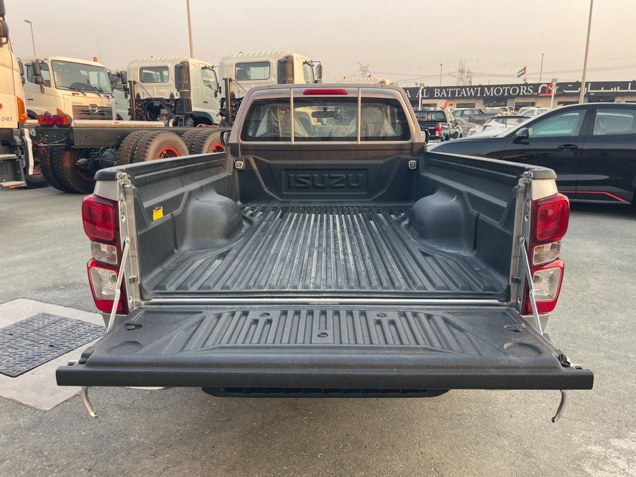 Isuzu D-MAX STD