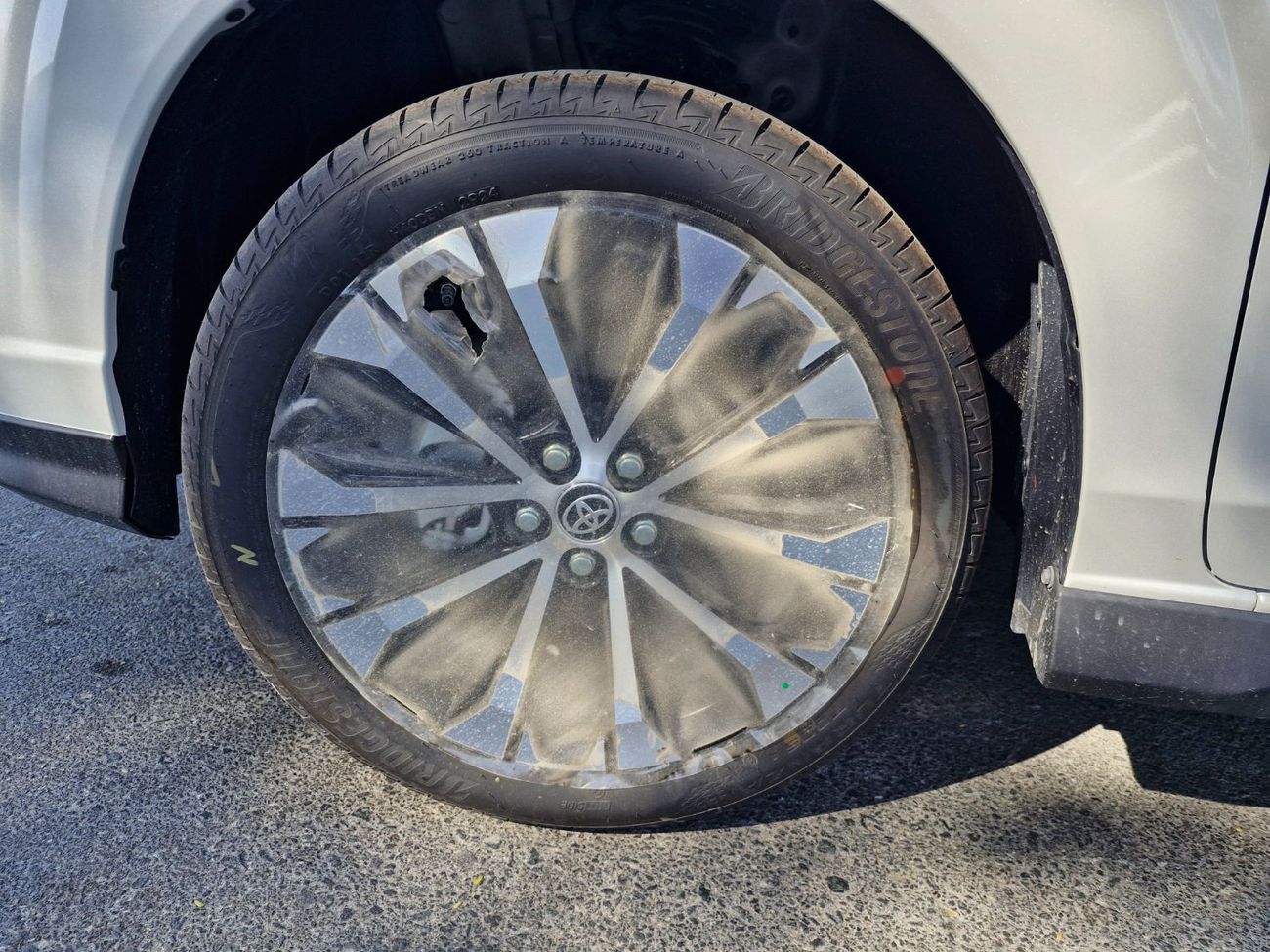 Toyota Veloz 2025 TOYOTA VELOZ 1.5L PETROL GCC BRAND NEW 0KM