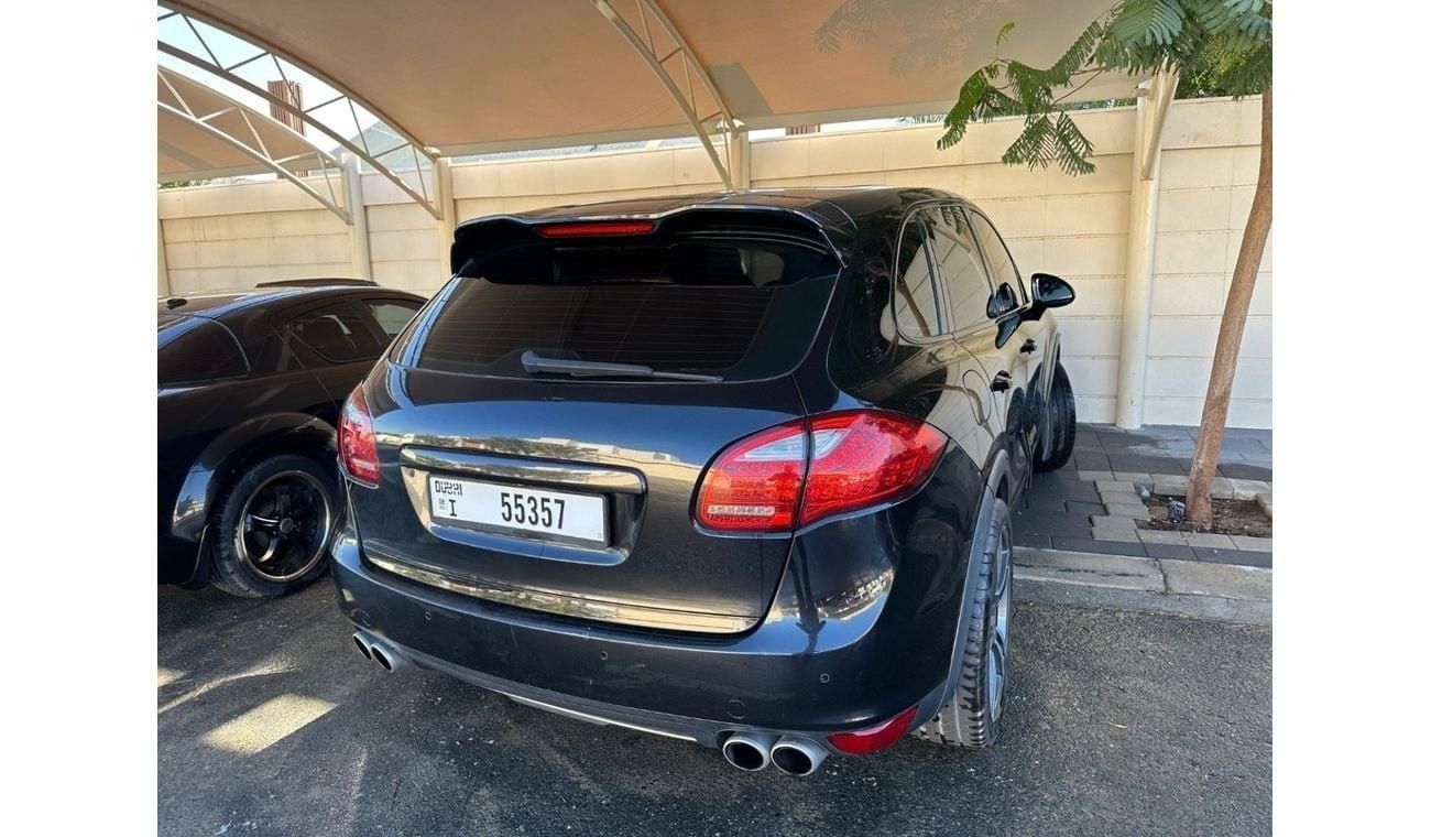 Porsche Cayenne Turbo 4.8L (500 HP) | 2011 | GCC Specs | First Owner | V8 Twin-Turbo 500 HP | Perfect Condition
