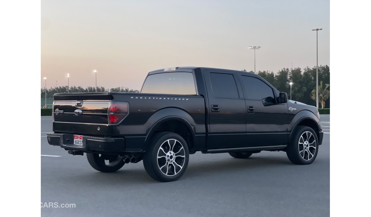 Ford F-150 Pick Up Double Cabin