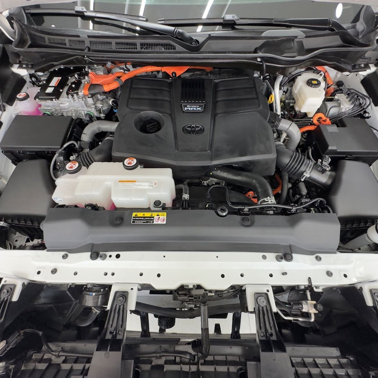 Toyota Sequoia HYBRID (NON GCC) 3.5L hybrid