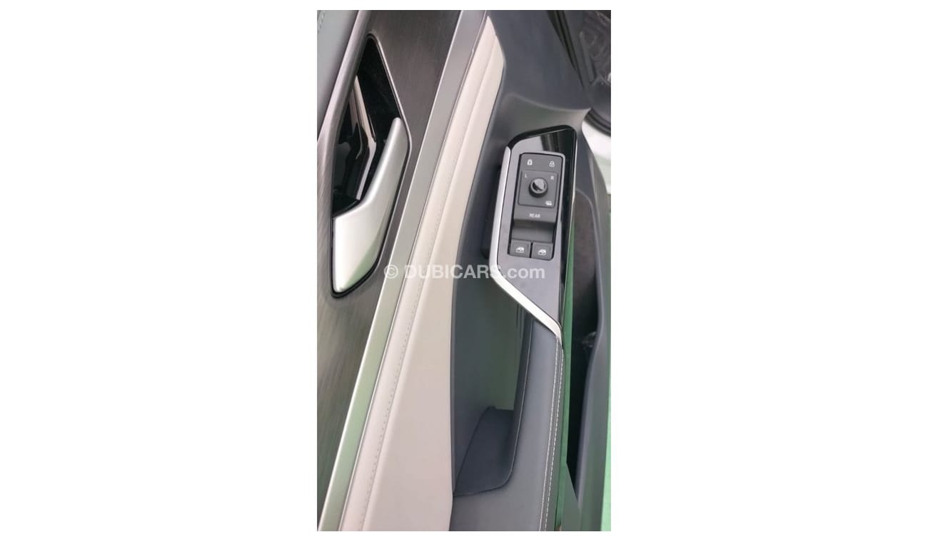 فولكس واجن ID.6 Volkswagen ID,6 pure cross