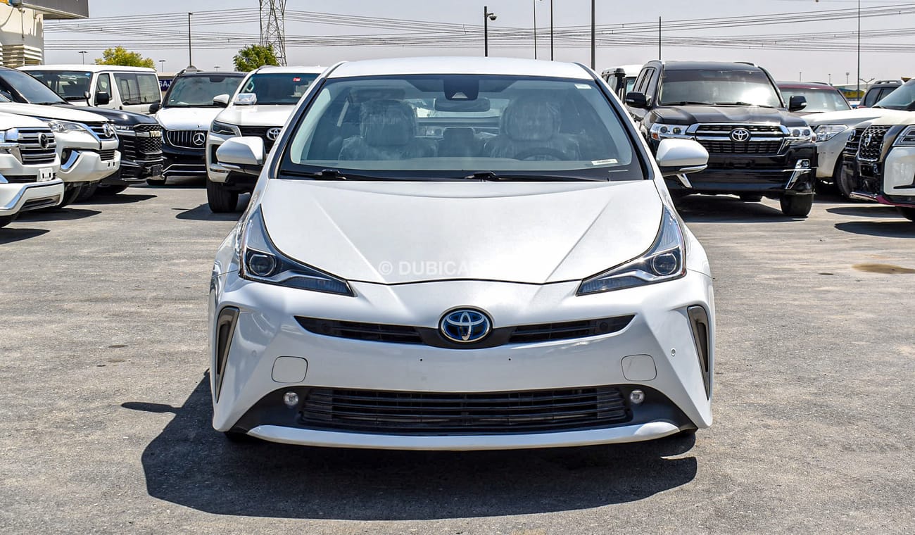 Used Toyota Prius Hybrid 2021 for sale in Dubai - 780861