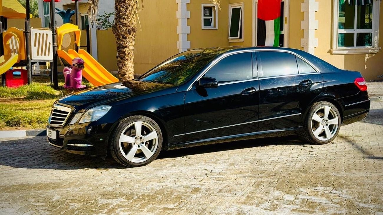 Mercedes Benz E300