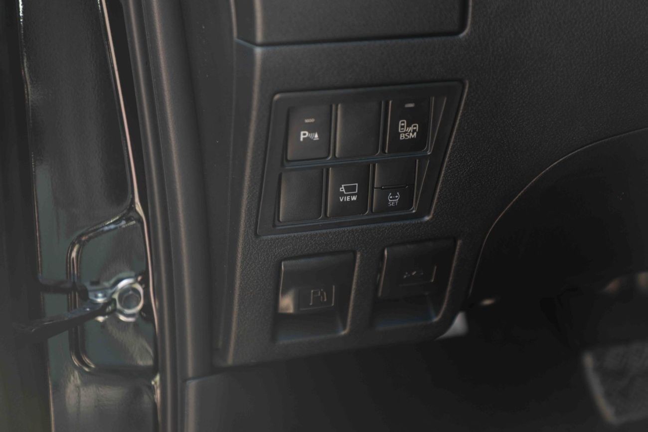 Toyota Hilux 2025 TOYOTA HILUX ADVENTURE 4.0 - ATTITUDE BLACK inside BLACK | Export Only