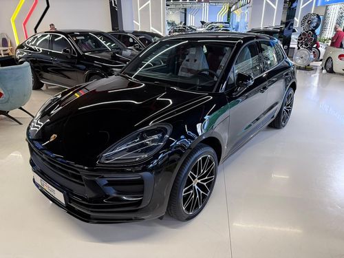 Porsche Macan 2026 Porsche Macan| GCC | Dealer Warranty | 21-inch RS Spyder Rims