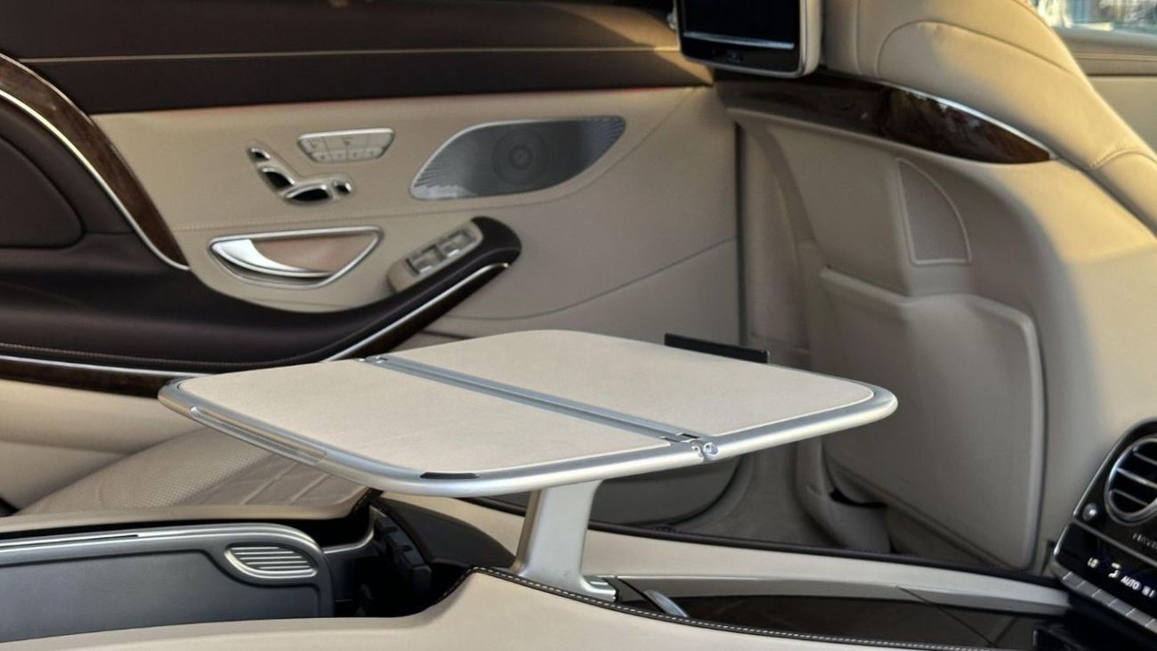 مرسيدس بنز S 600 Maybach V12 GCC Very Low Mileage