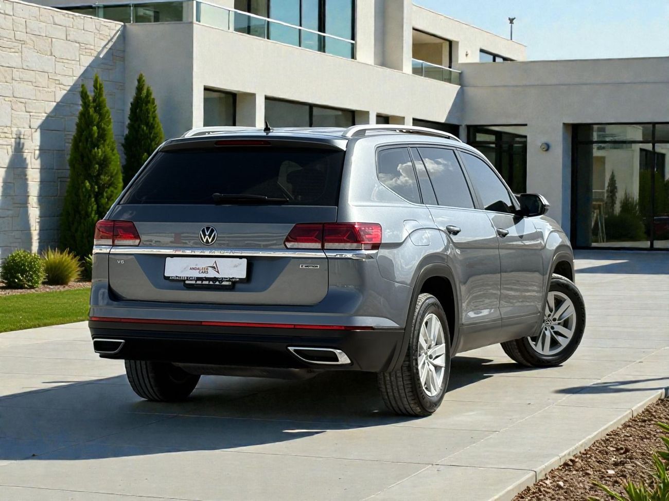 فولكس واجن تيرامونت SE 3.6L V6 A/T | 2022 | GCC SPECS | AED 1,360 per month