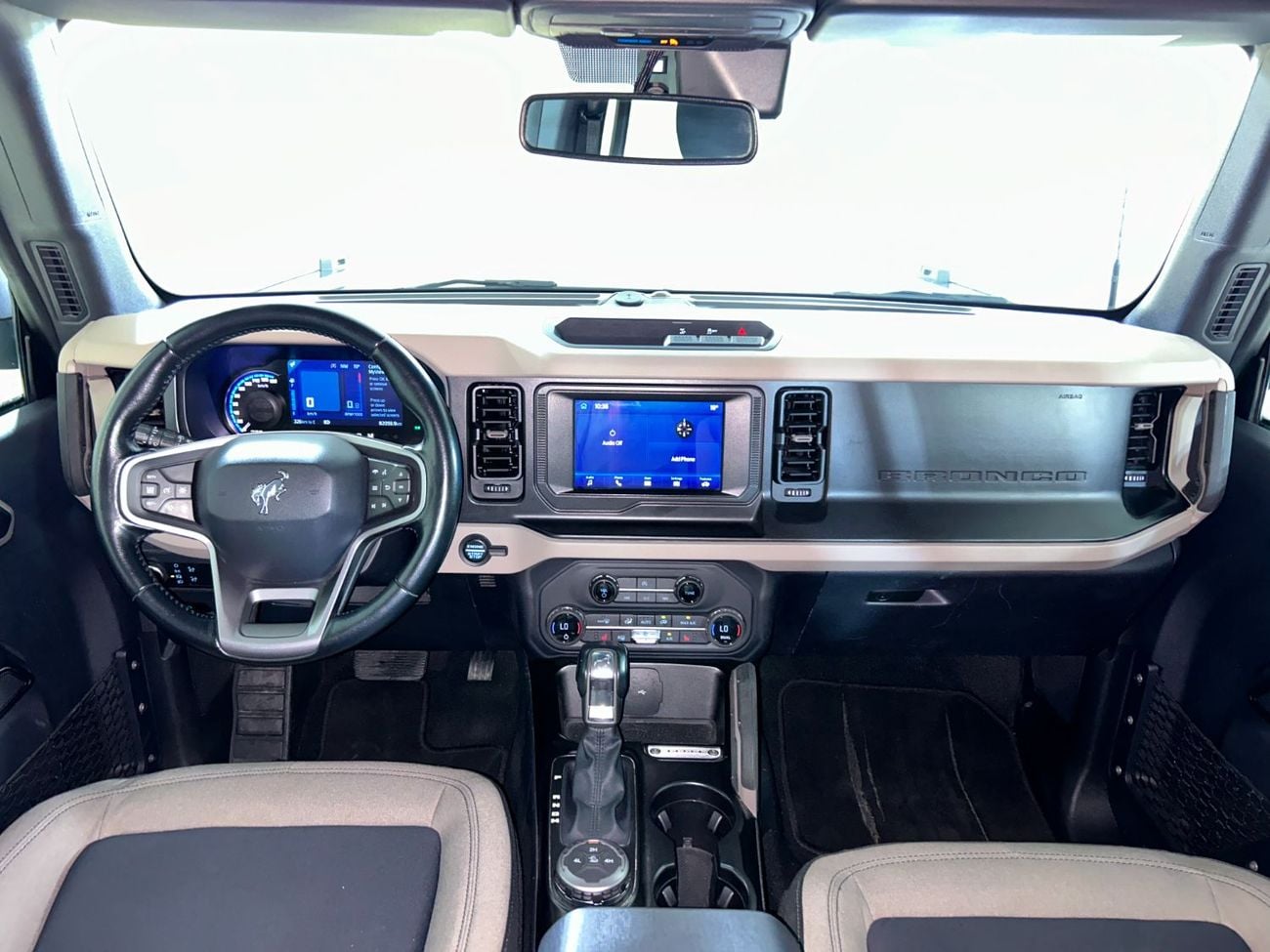 Ford Bronco Big Bend 2.3L (5 Seater) B4D2221 / AL TAYER MOTORS / AL QOUZ SHOWROOM