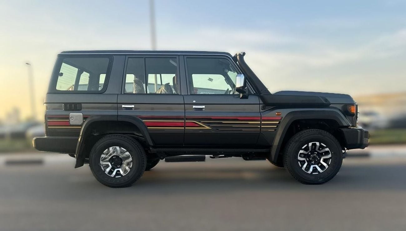 Toyota Land Cruiser 70 Toyota Hardtop LC76 2.8 AT 2025 Full option