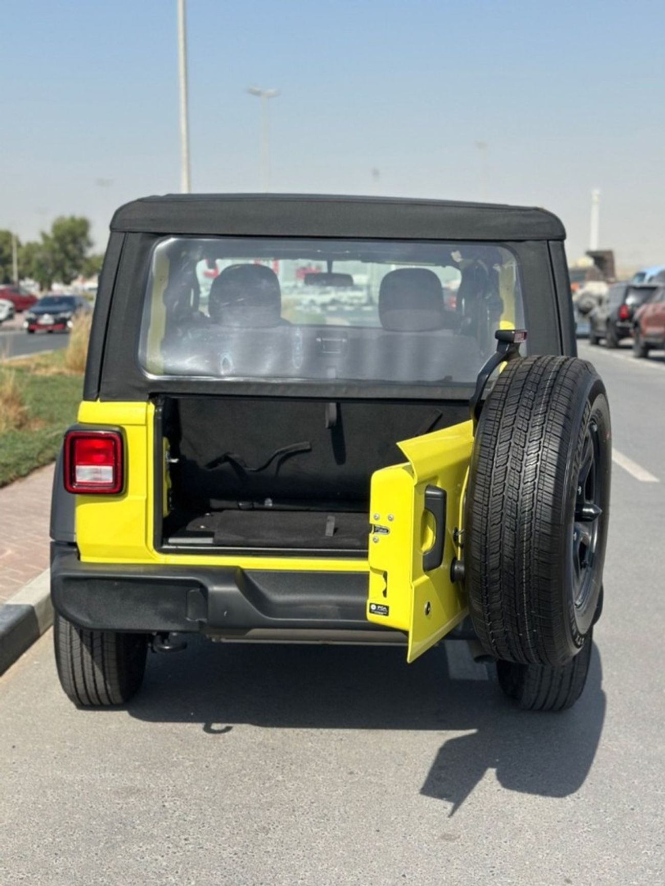 جيب رانجلر Sport 2 Door 4WD 2.0