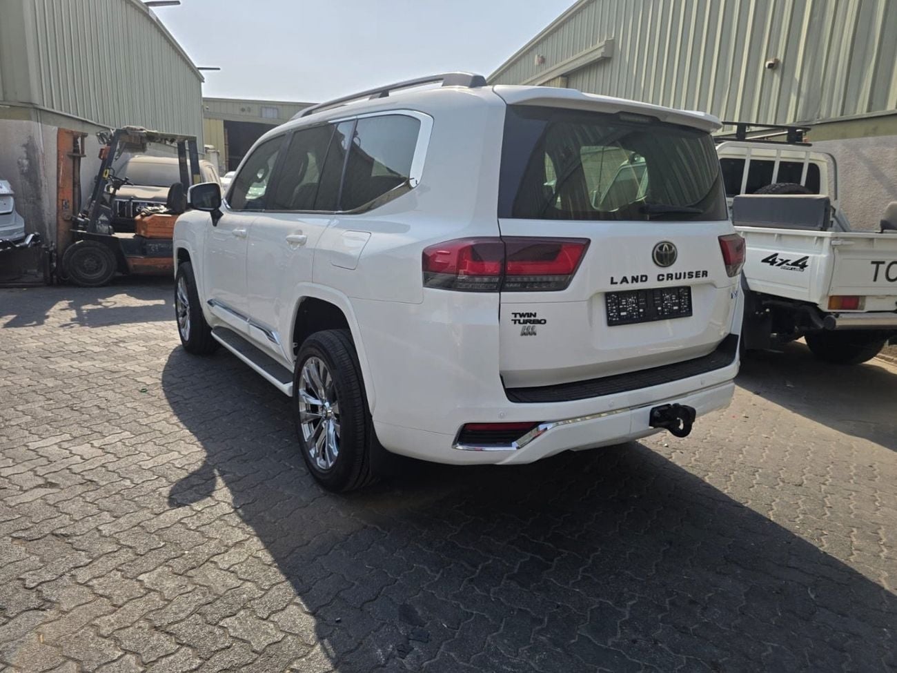 Toyota Land Cruiser VXR