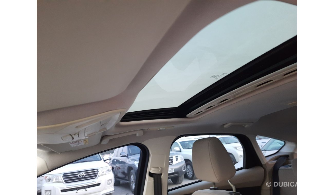 Ford Focus Ford Focus 2015 GCC sunroof very celen car