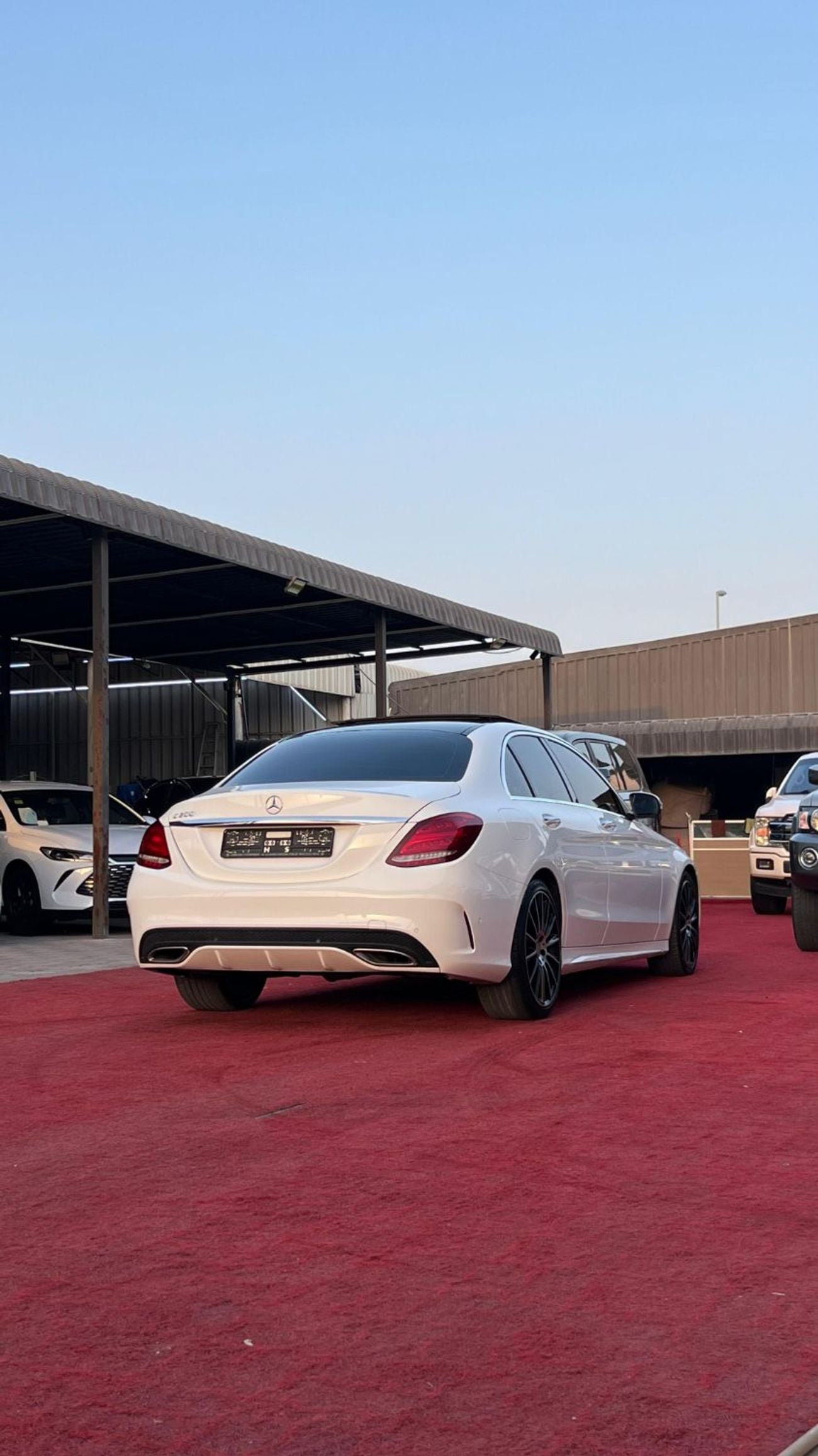 مرسيدس بنز C 200 AMG