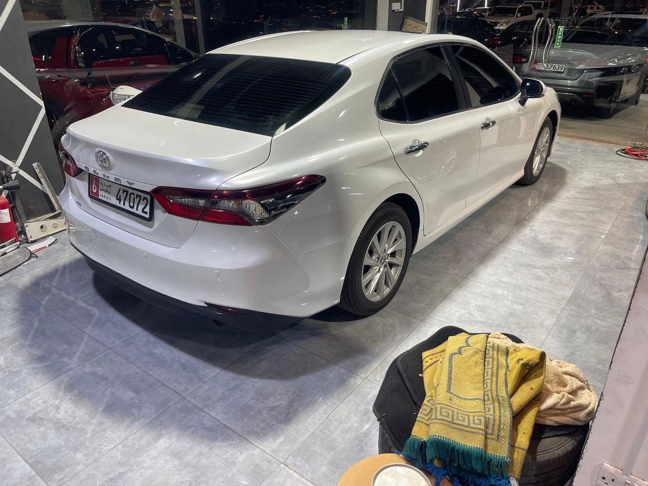 Toyota Camry SE 2.5L (181 HP)