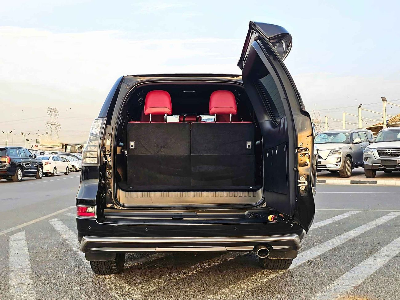 Lexus GX460 /FULL OPTION PETROL / A/T 4.6L 4WD / ONLY EXPORT / LOT#44870