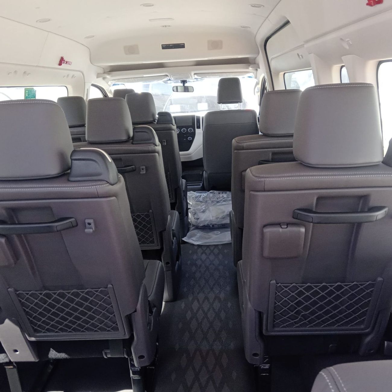 Toyota Hiace Toyota Hiace AT 2026