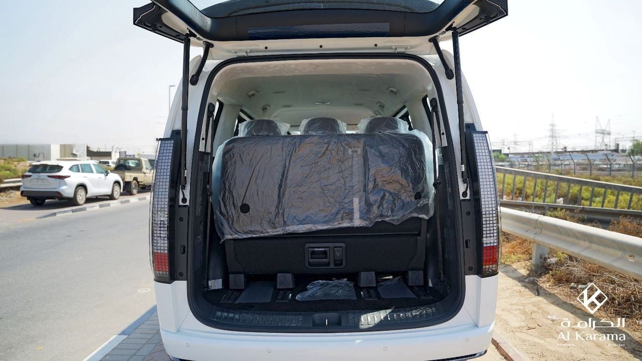 Hyundai Staria 3.5L V6 | 9 Seater with 2 independent swiveling seats | Power Sliding Doors | Cruise Control