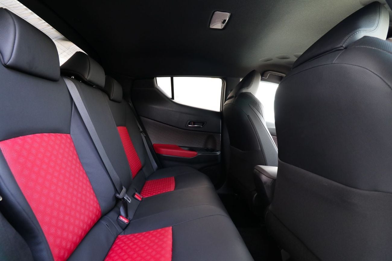 تويوتا CHR Brand New Toyota CHR | 2023 | Zero km | 59000 aed Export Price