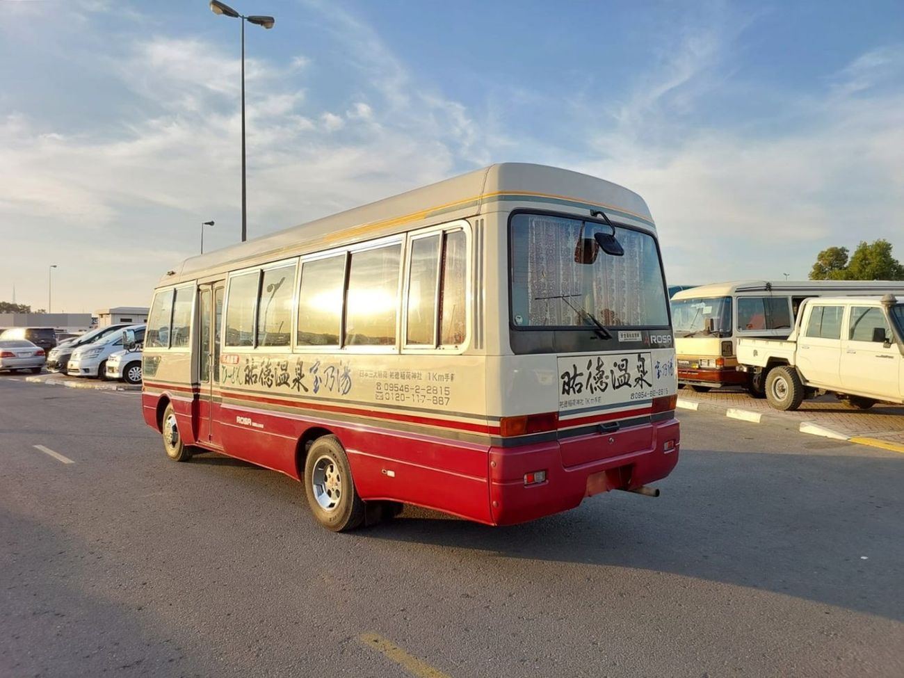 Mitsubishi Rosa MITSUBISHI ROSA BUS RIGHT HAND DRIVE(PM30267)