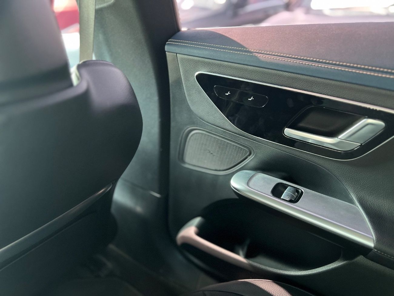 Mercedes-Benz EQE 350+ Premium + EQE 350 | 2023 | 4MATIC | 292HP