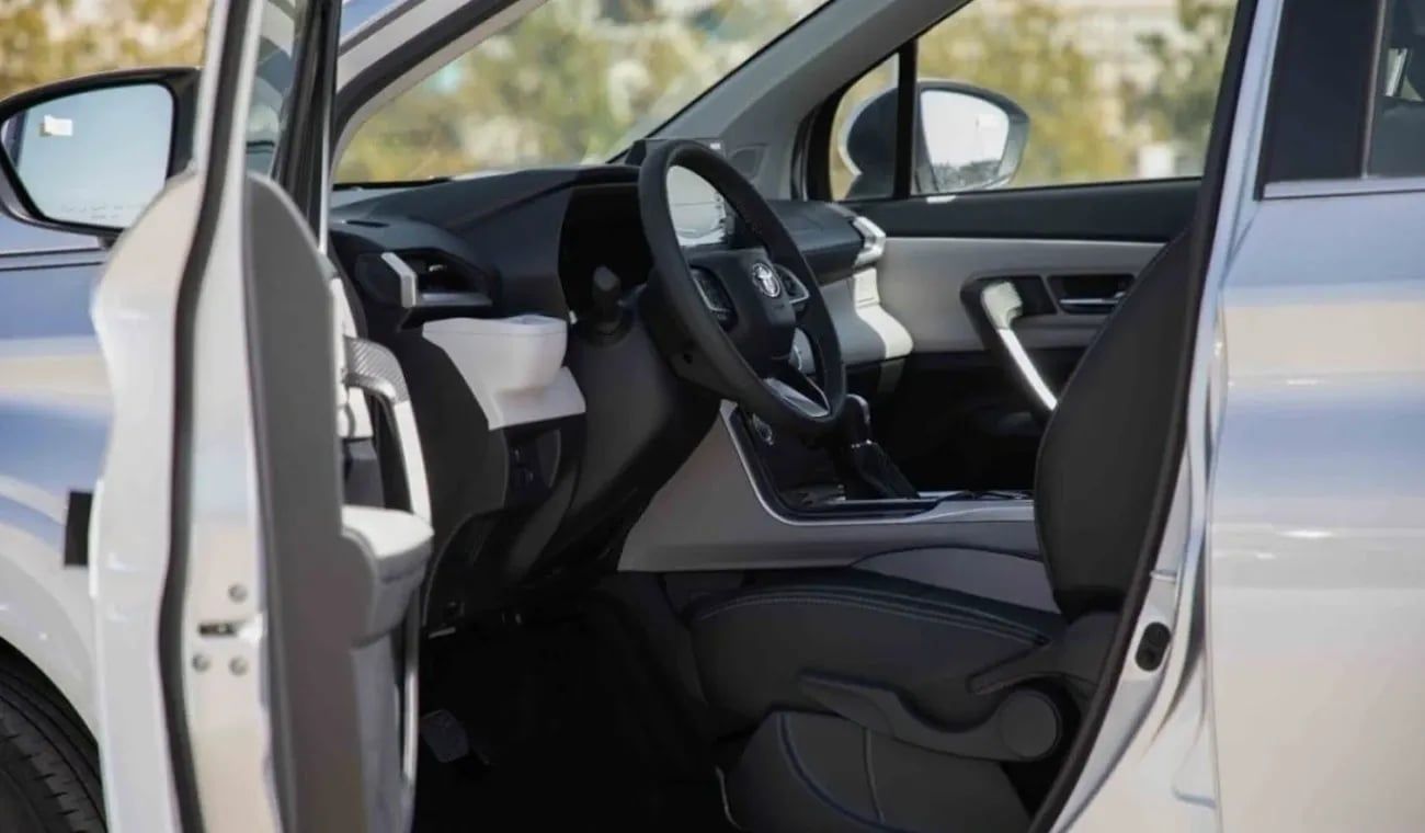 Toyota Veloz 1.5L FULL OPTION