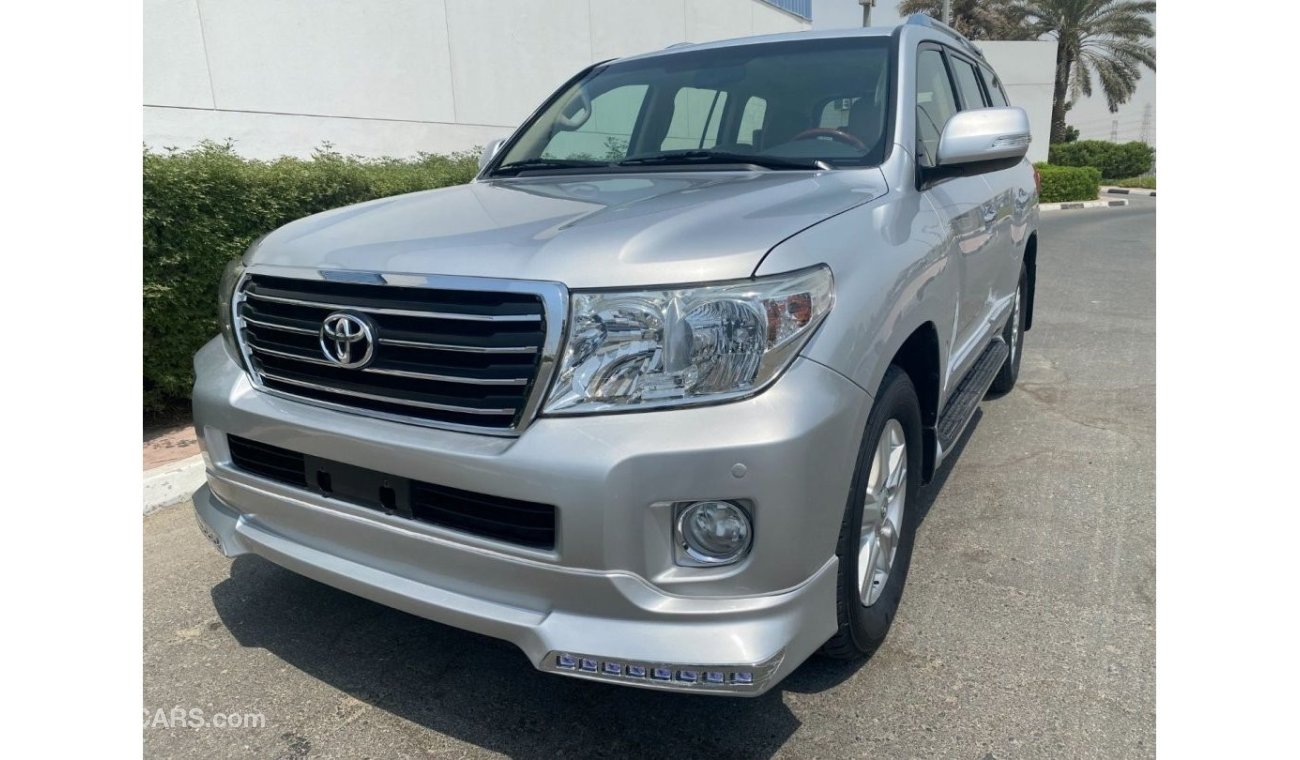 Toyota Land Cruiser GXR 60th ANNIVERSARY EDITION 2015 V6 4.0 AED 2270/ month EXCELLENT CONDITION UNLIMITED K.M..