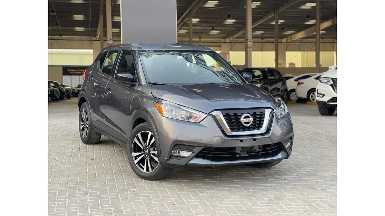 Nissan Kicks Kicks SV RADAR / LINE ASSIST /620 AED MONTHLY