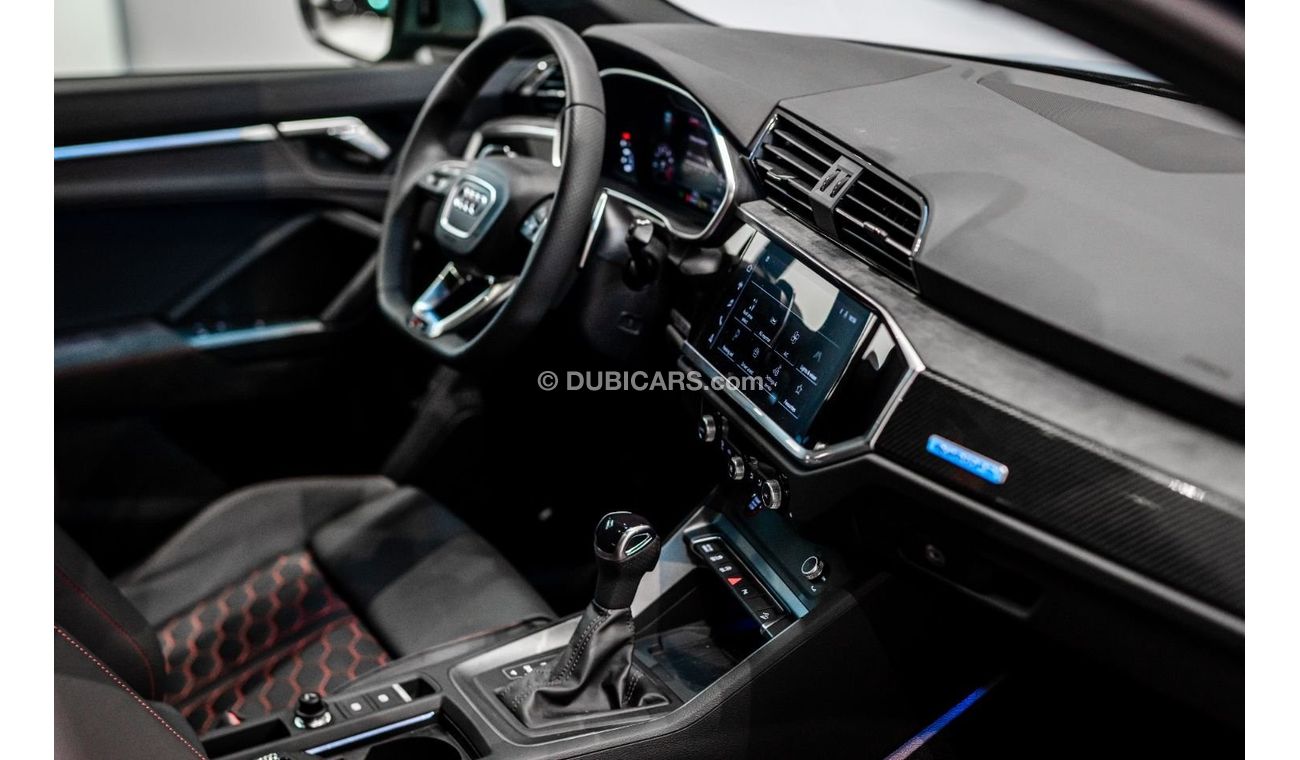 Audi RS Q3 TFSI quattro 2022 Audi RS Q3, 2025 Audi Warranty + 2027 Audi Service Contract, Low KMs, GCC