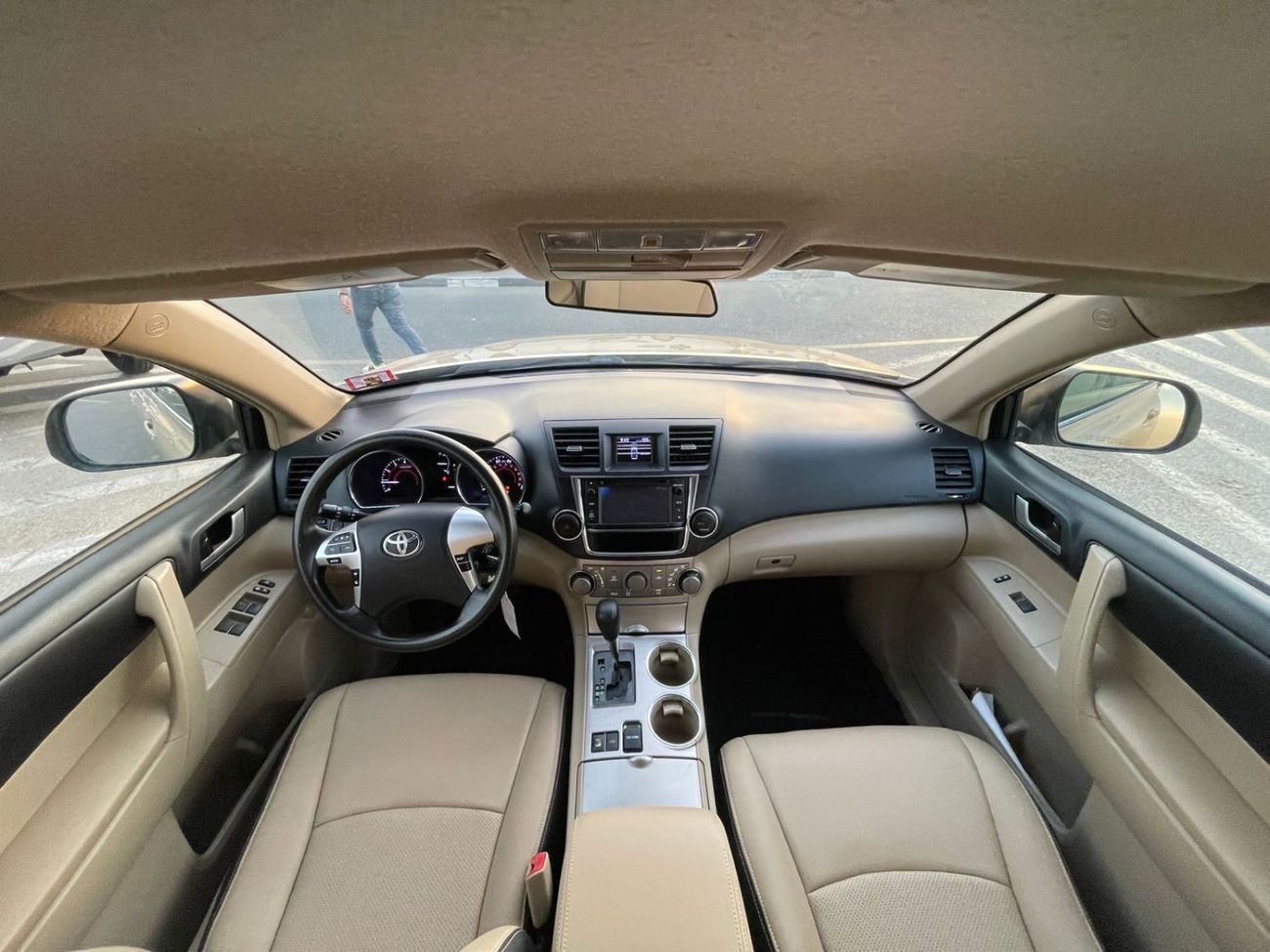 Toyota Highlander 2013 Toyota Highlander MidOption+ 3.5L V6 - AWD 4x4 - Electric Seats - 7 Seater With Rear CAM -