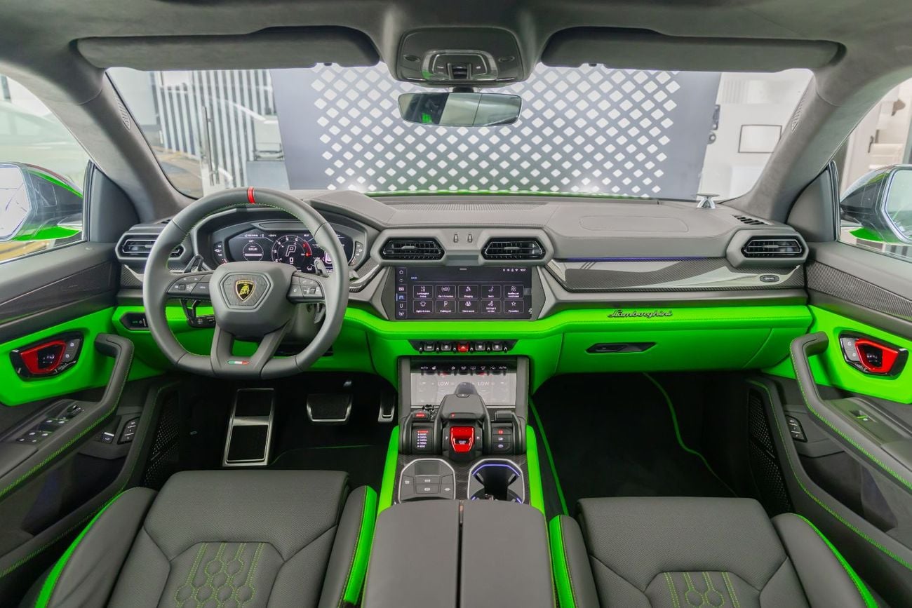 Lamborghini Urus SE Lamborghini Urus SE | 2026 | European Specs | V8 4.0L Twin Turbo 800HP | SUV PHEV | AWD